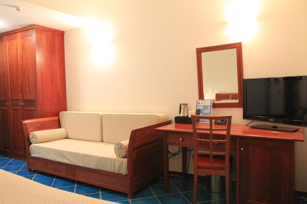 Hotel Pisacane 4*