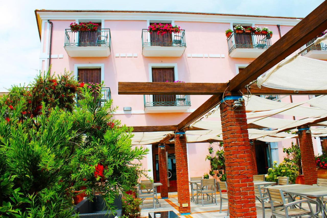 Pisacane 4* Sapri